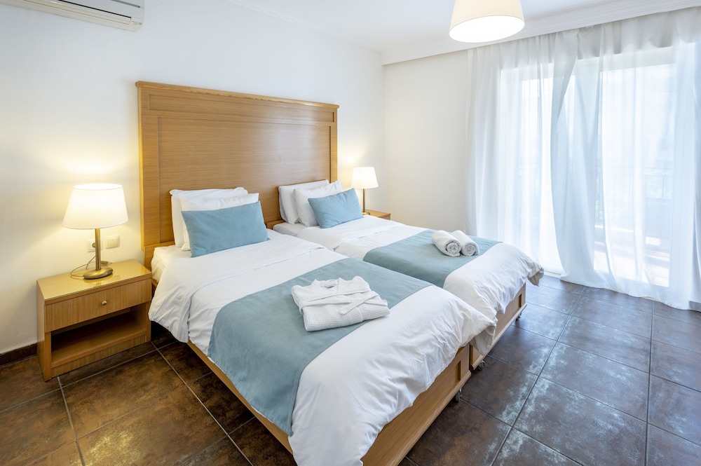 CLASSIC, SUITE, APARTMENT