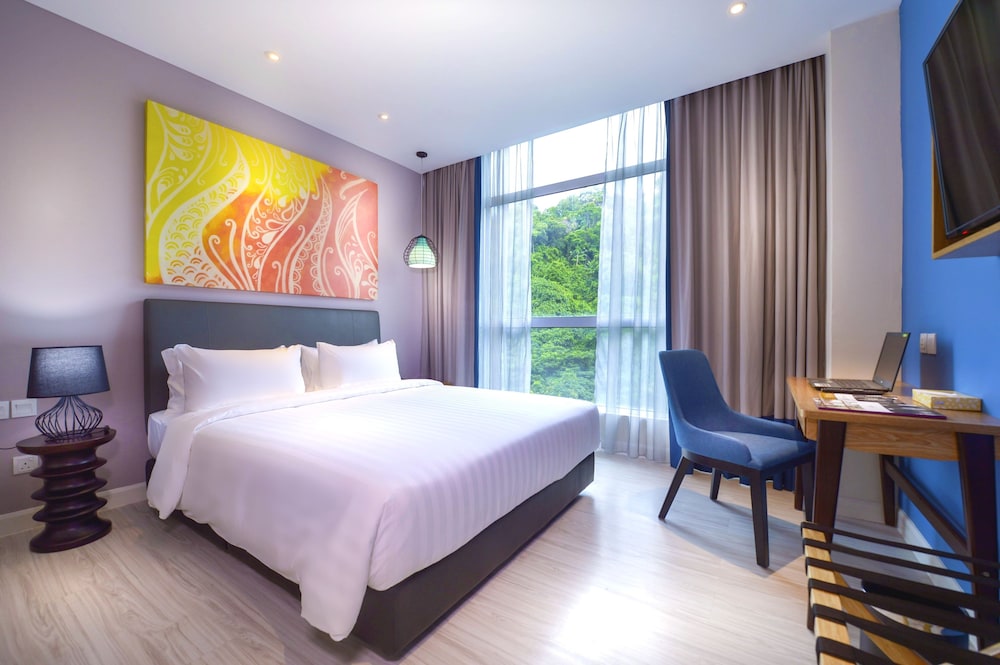 Mercure Kota Kinabalu City Centre 13/65