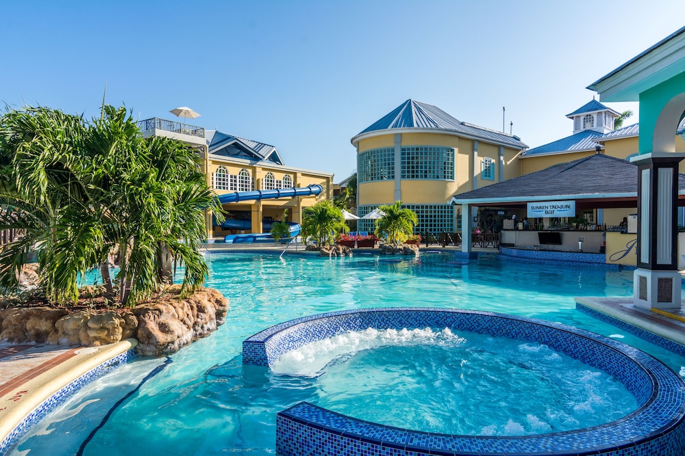 Jewel Paradise Cove Beach Resort and Spa All Inclusive - Adults Only 5/50
