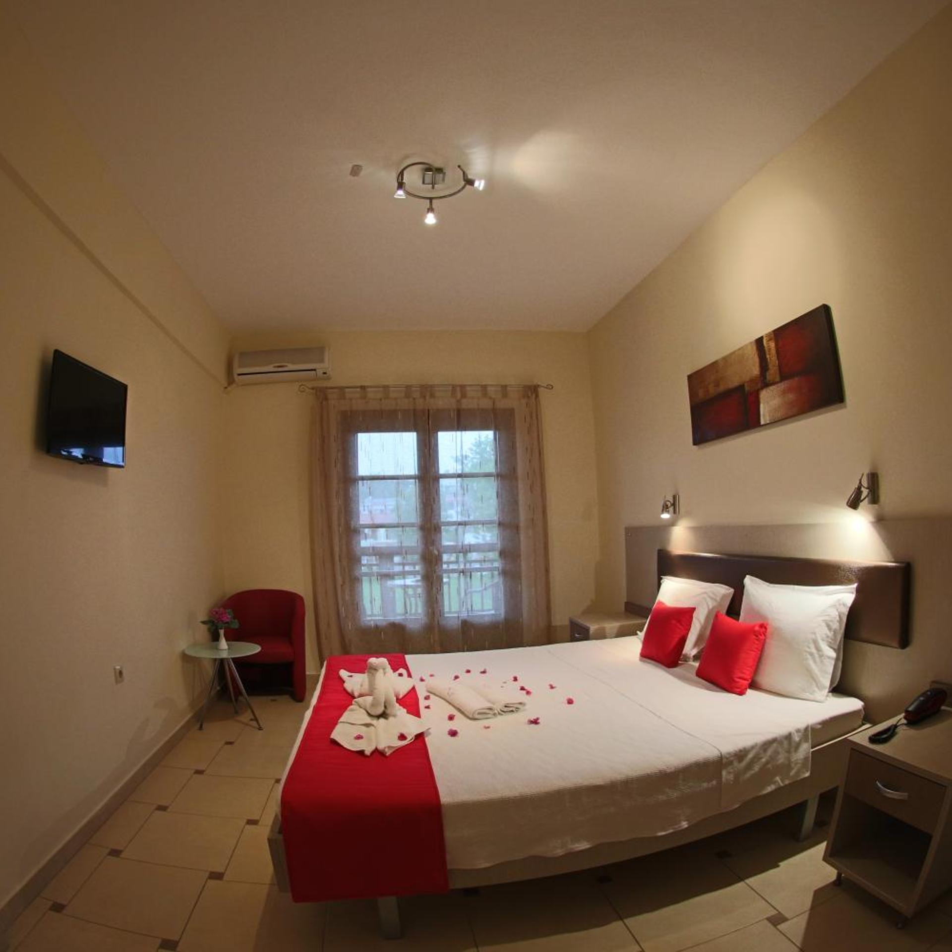 Avra Hotel 12/58