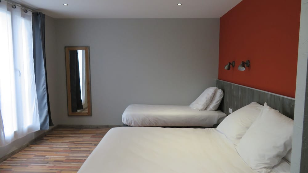 Logis Hotel Yseria - Historical Center 13/58
