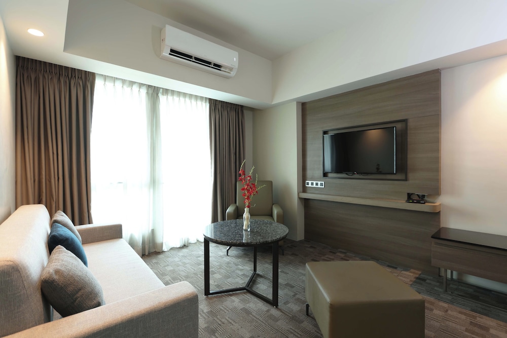 Sotogrande Katipunan 55/72