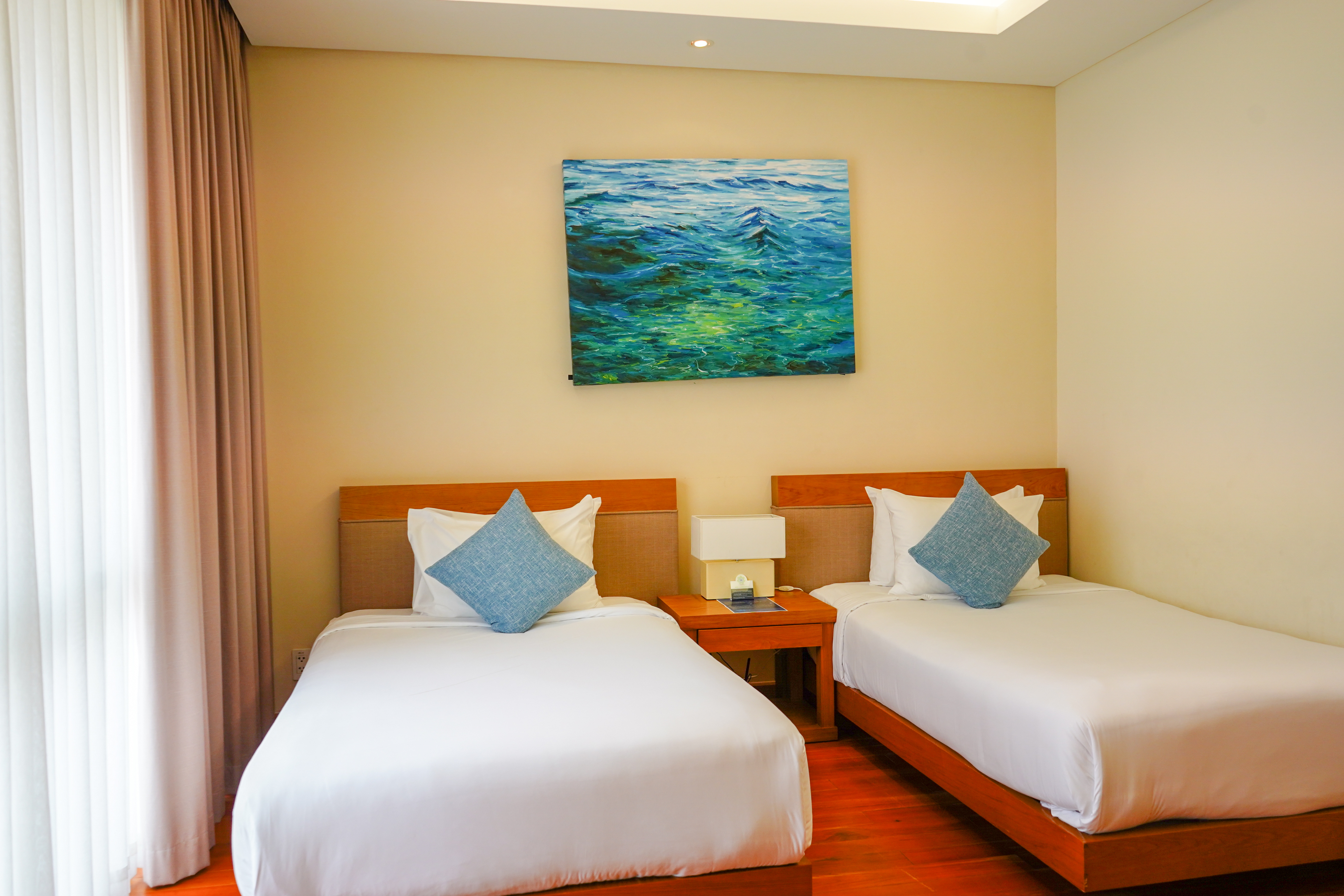 4 Bedrooms, Pool, Villa