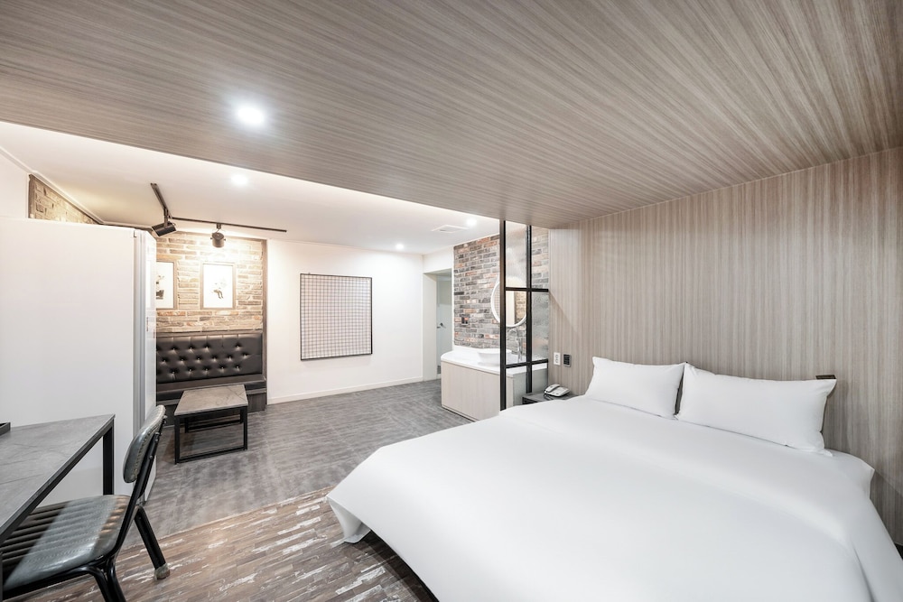 PREMIUM, DOUBLE BED