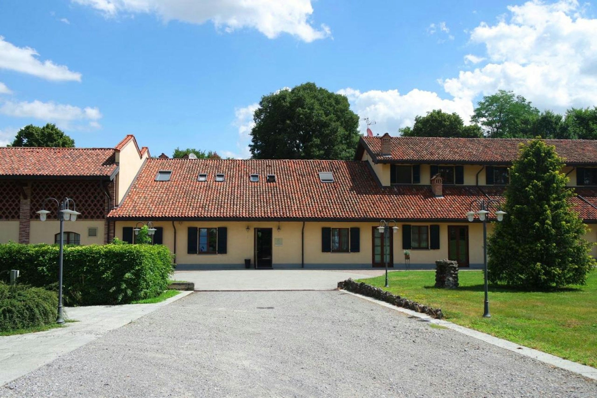 Country Hotel Castelbarco 50/56