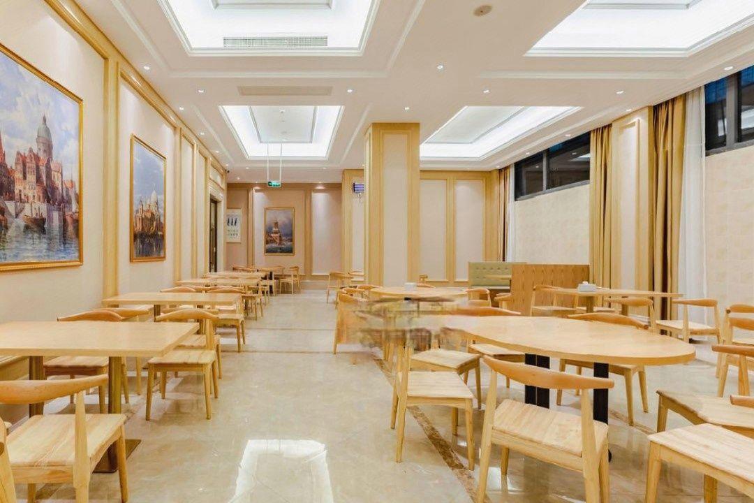 Vienna International Hotel (Guilin Seven Star Park Polytechnic University store) 31/42