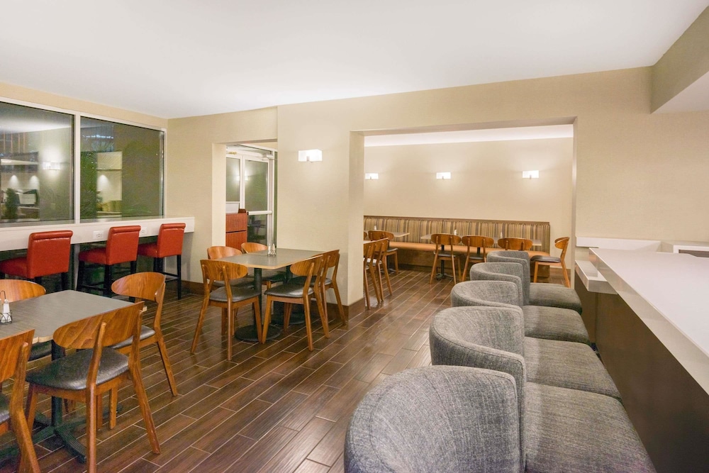 Wyndham Garden Washington DC Area 15/32