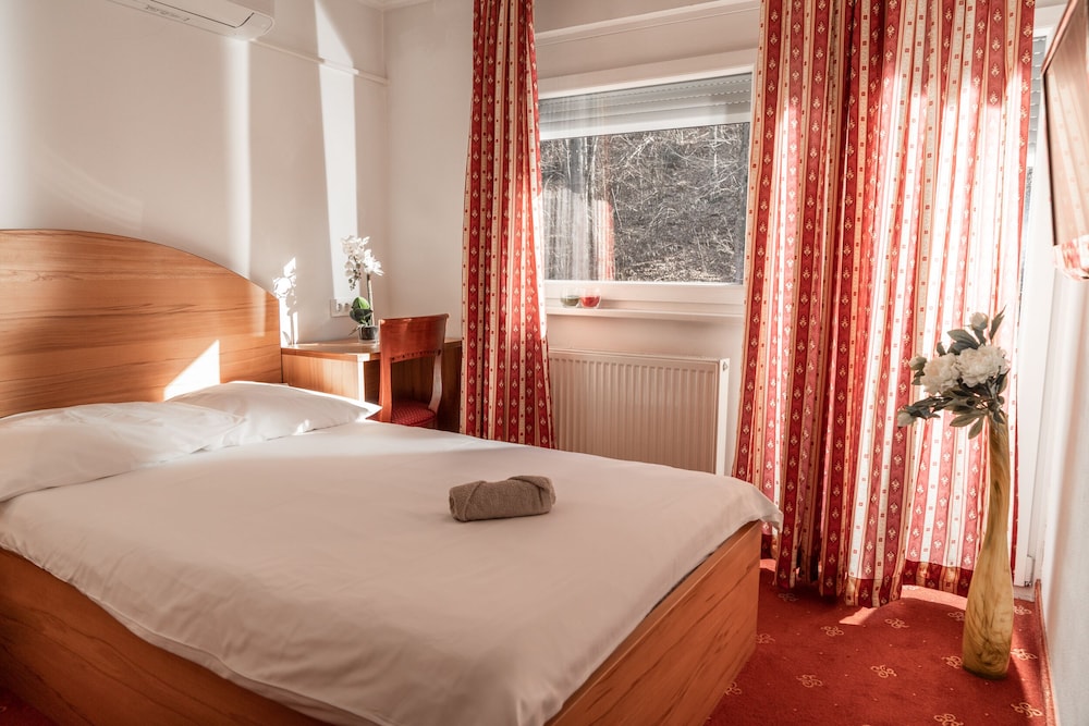 Hotel Medno 6/43