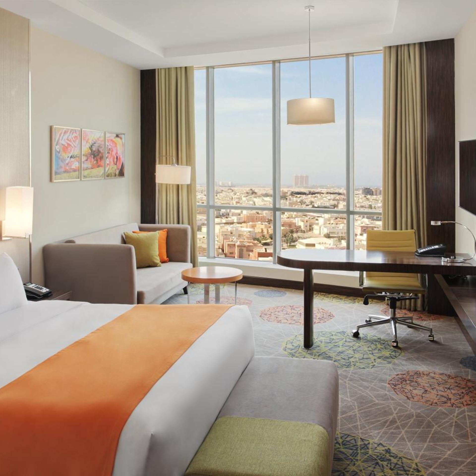 1 BEDROOM, SUITE, KING BED