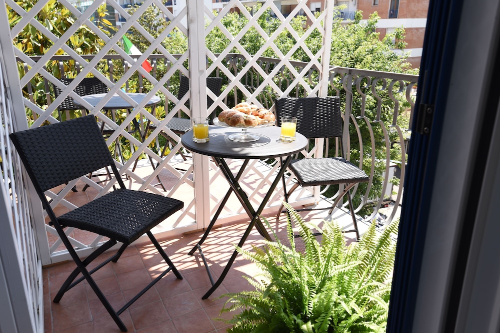 MelRose Sorrento 47/50