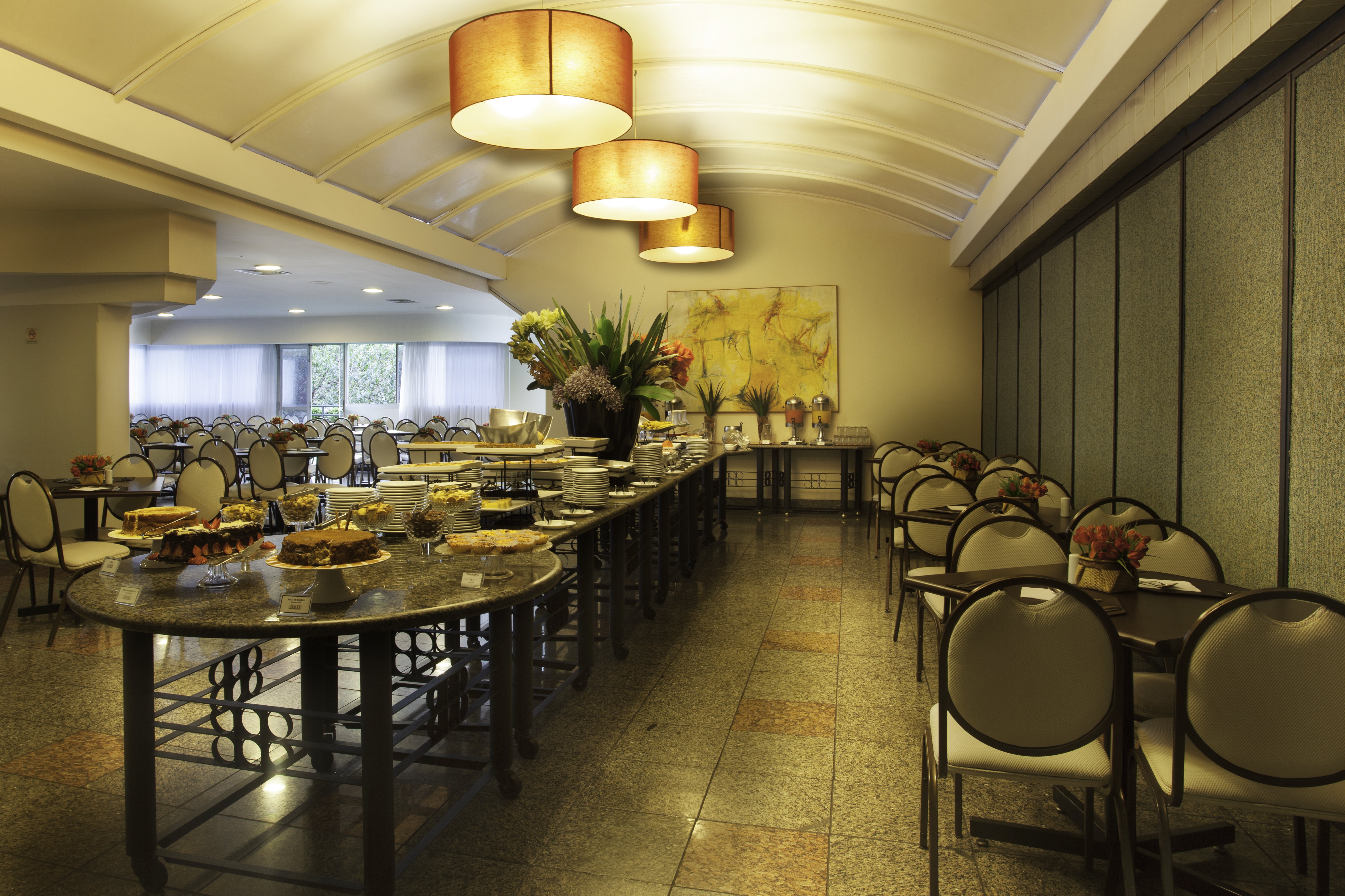 Boulevard Plaza Hotel 7/9