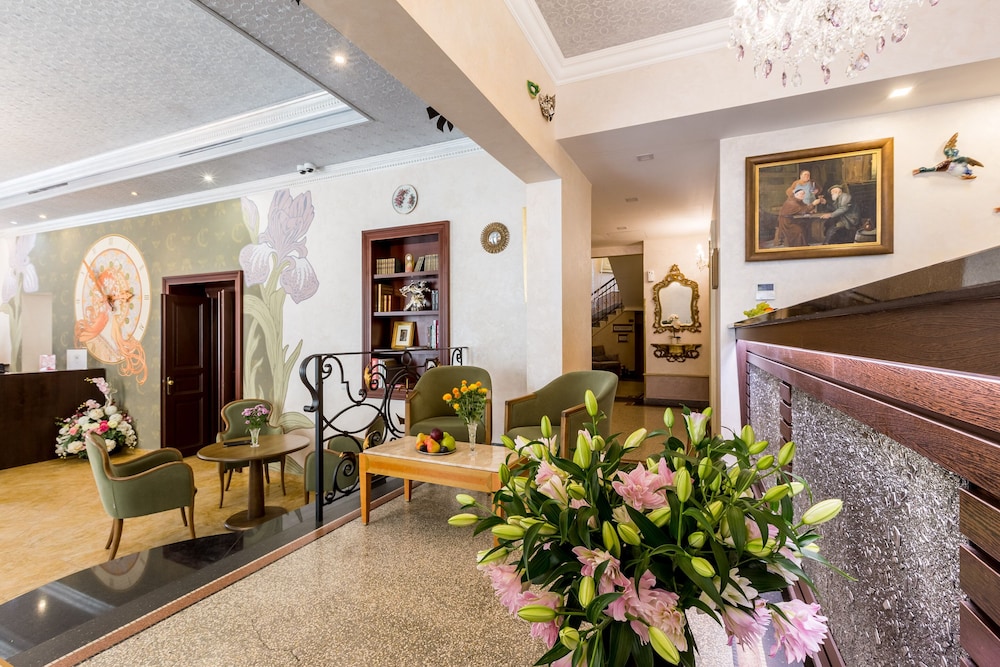 Caruso Old Town Hotel 64/77