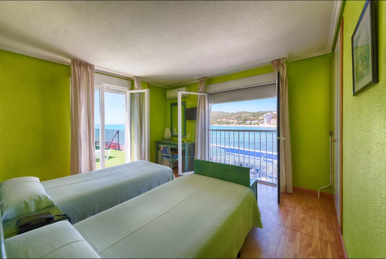 Hotel Marina 9/41