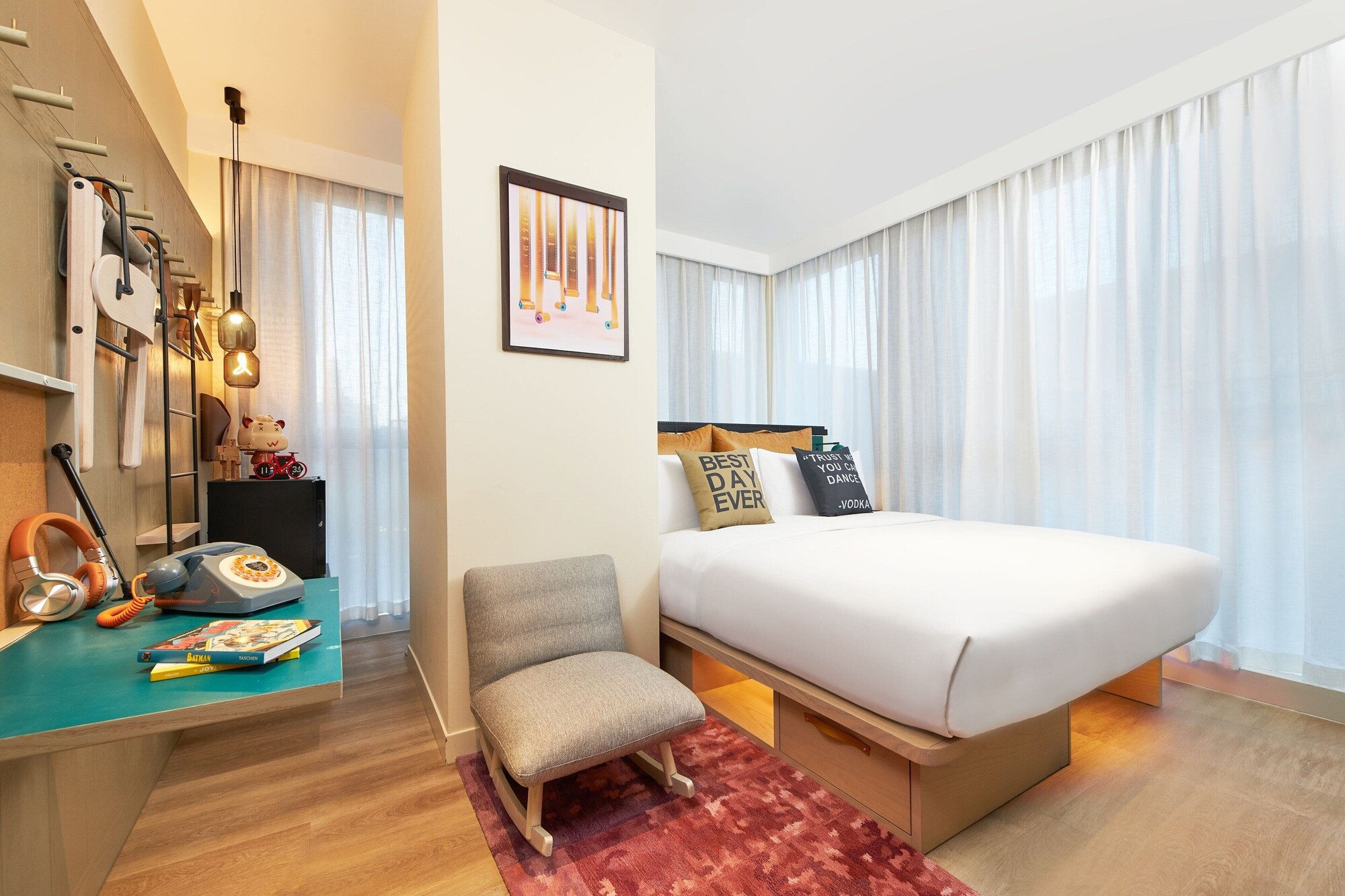 Urban, Standard, King Bed