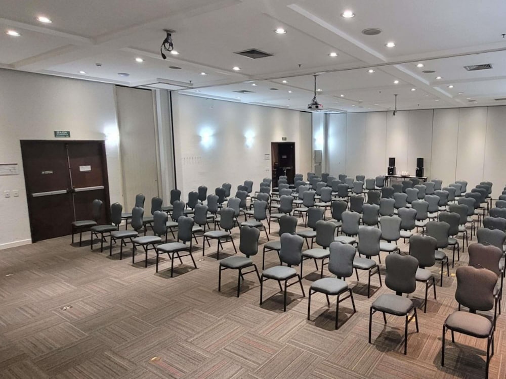 Ibis Guarulhos 62/70