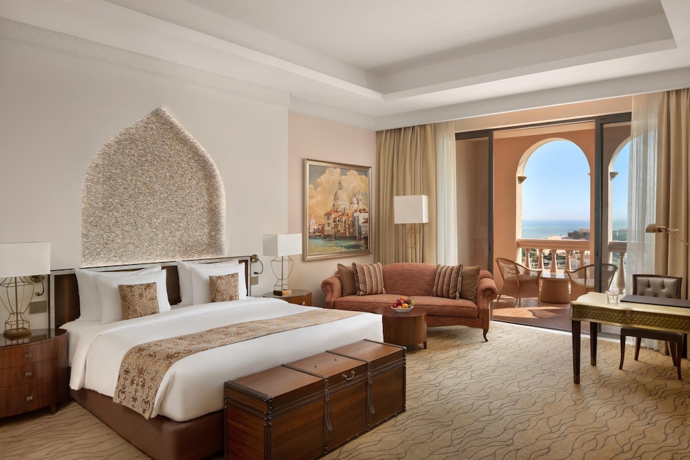 DELUXE, SEA VIEW