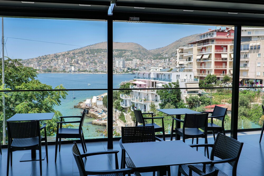 Hotel Edola 59/74