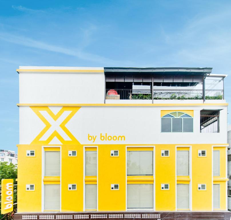 X By Bloom Manyata 1/13