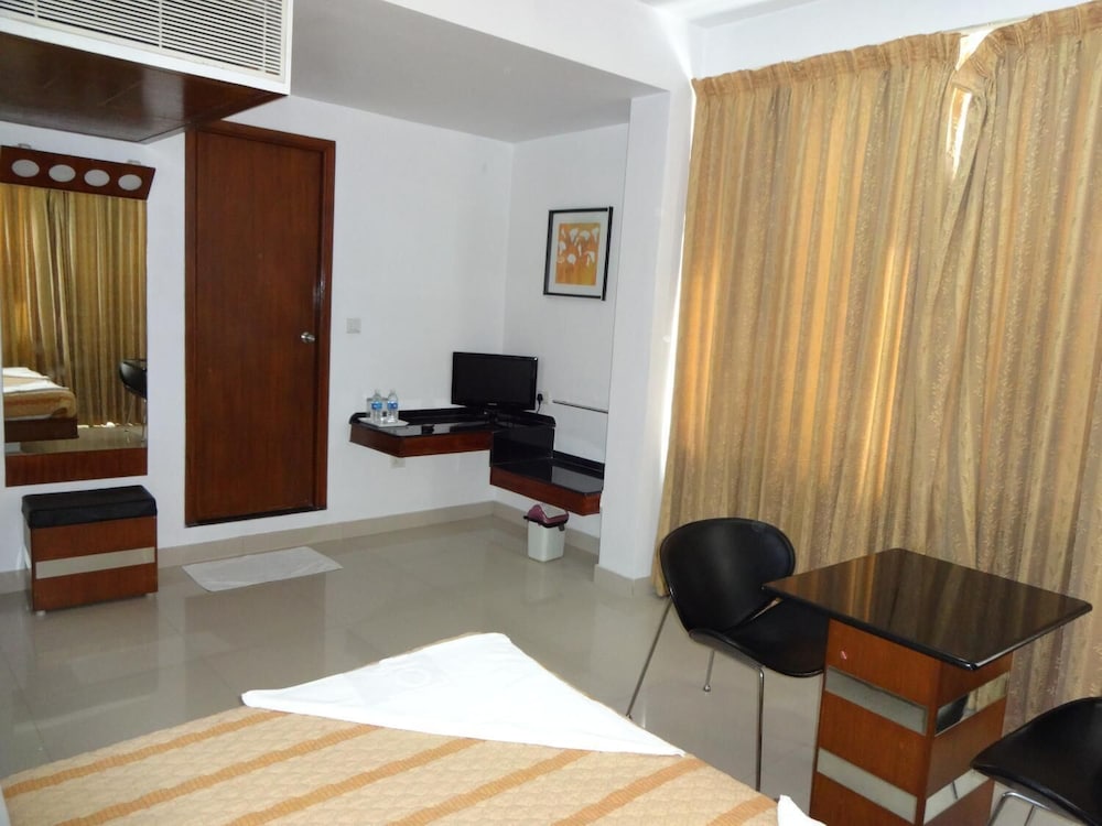 Lotus A Pondy Hotel 22/29