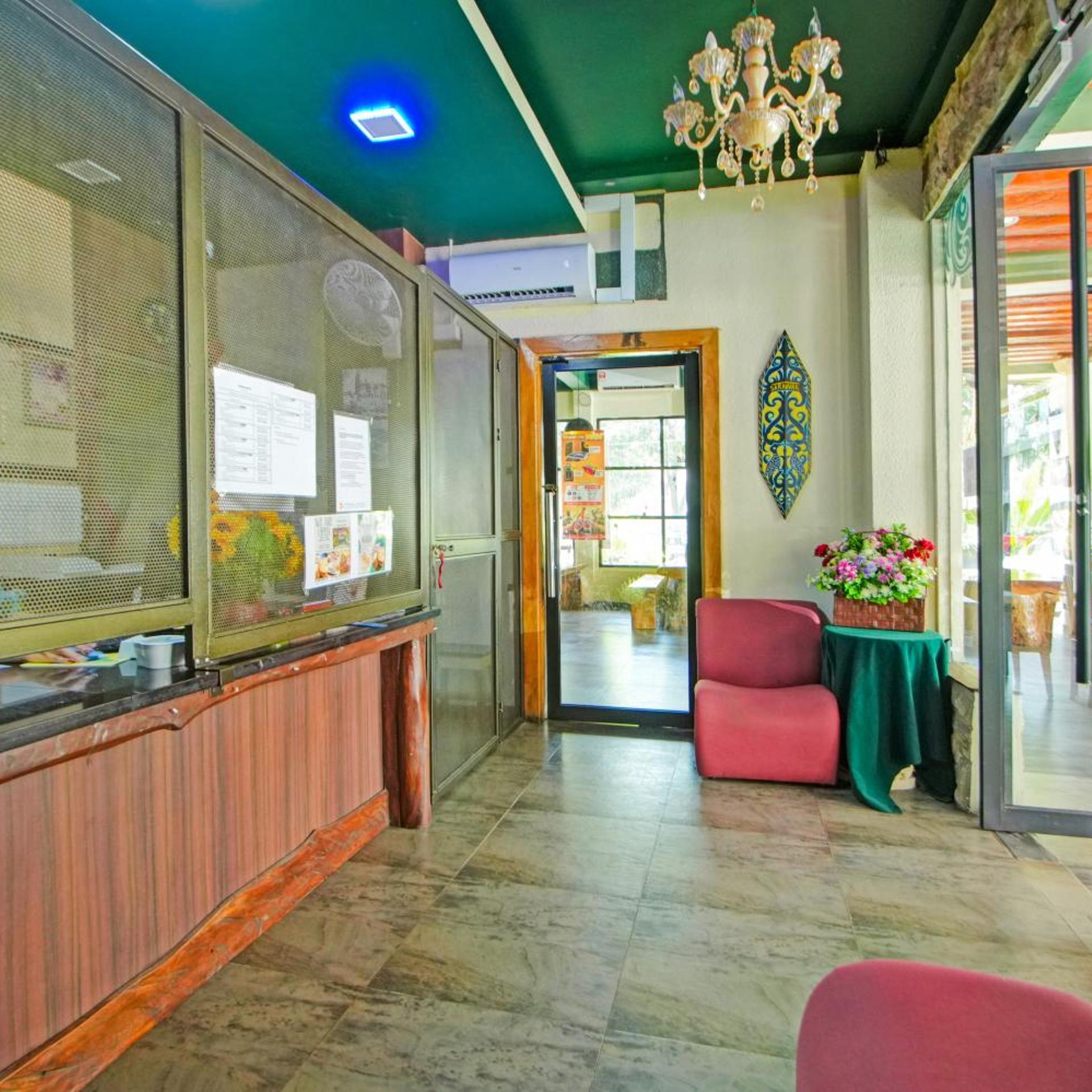 OYO 89411 900 Inn 4/50
