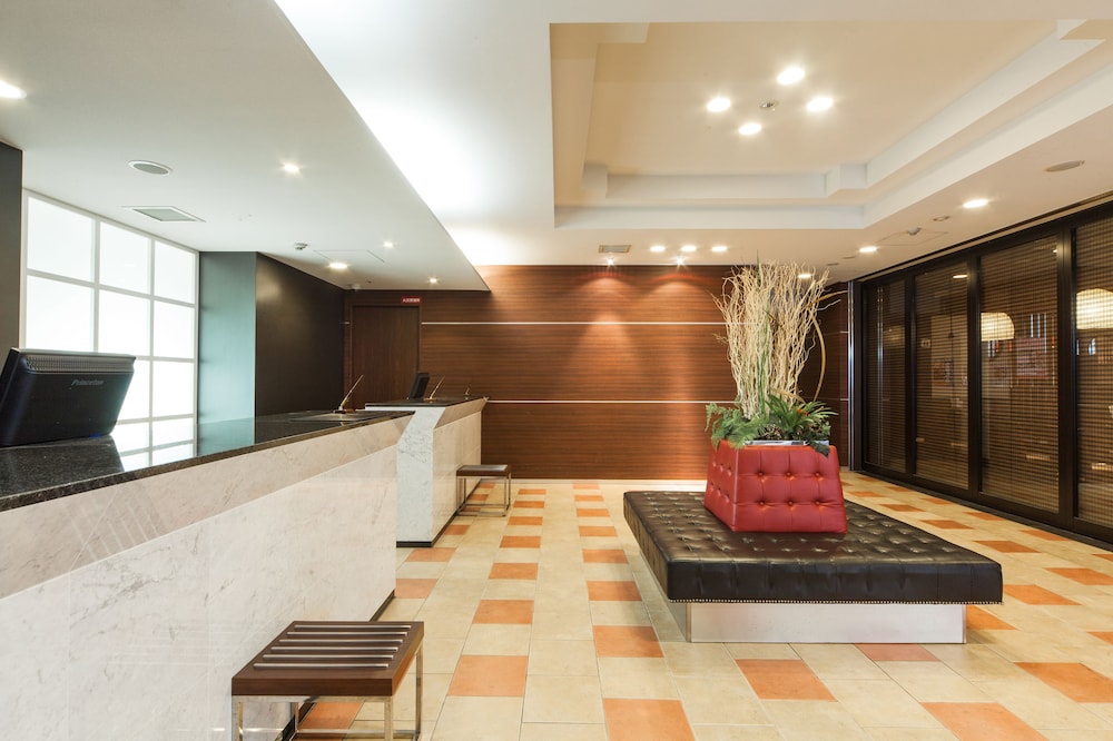 Lobby at Hotel Mystays Sakaisuji Honmachi, OSAKA