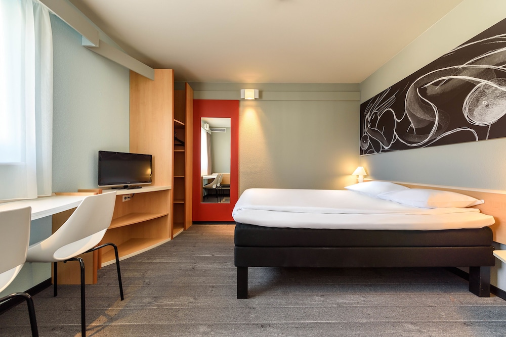 ibis Bregenz 13/49