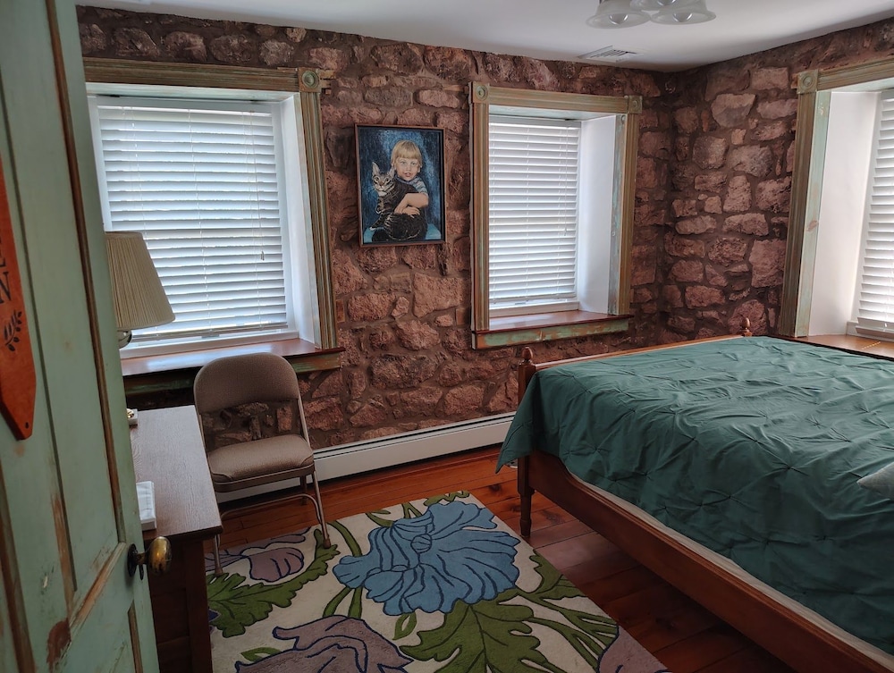 Frush Farm Bed & Breakfast 16/48
