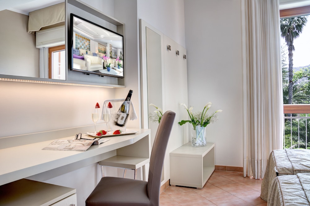 Caravel Hotel 28/62