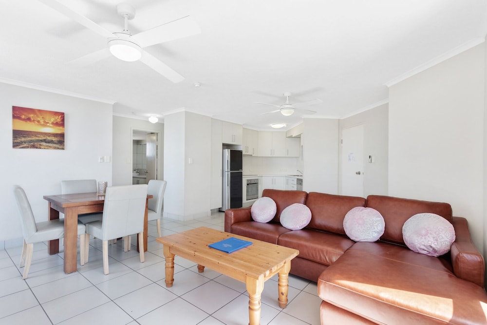 Langley Park Apartments 34/66
