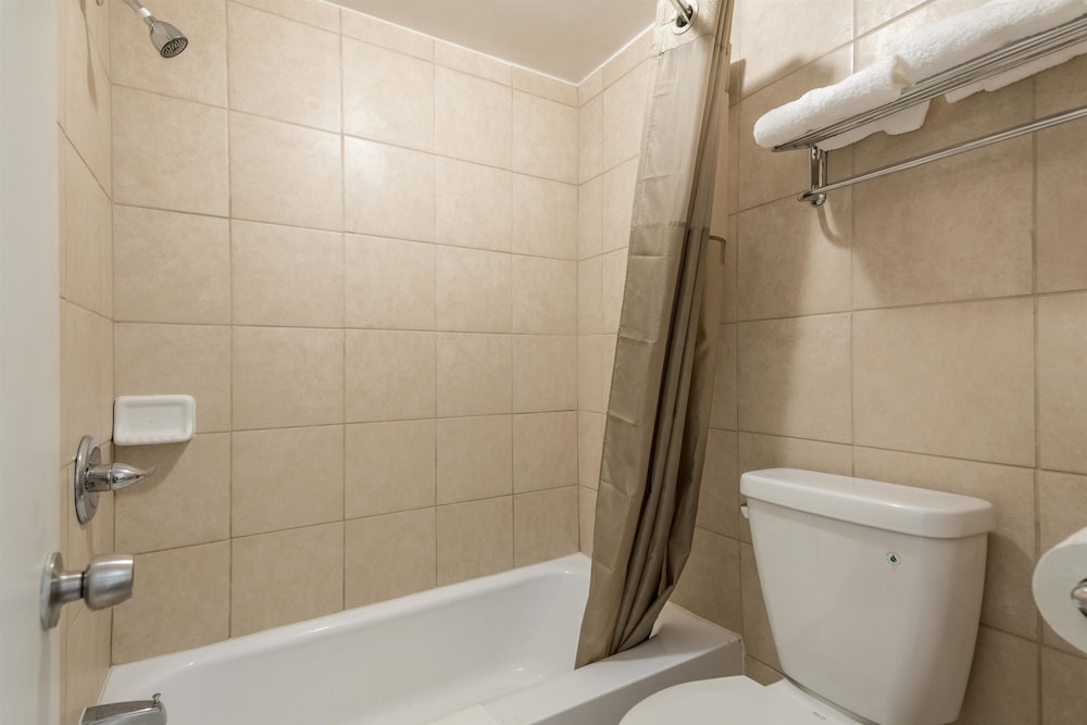 Motel6 Schenectady, NY 47/49