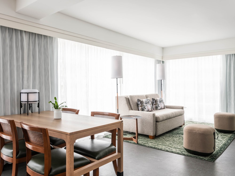 Holiday Inn Express St Louis Central West End 23/42