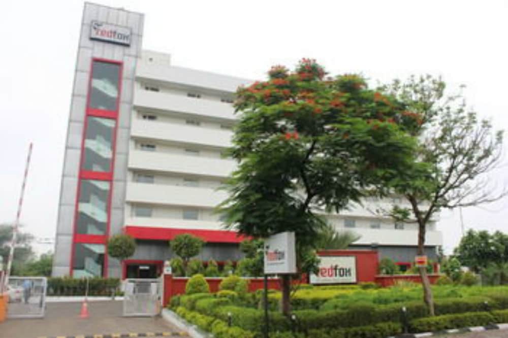 Red Fox Hotel Jaipur 8/55