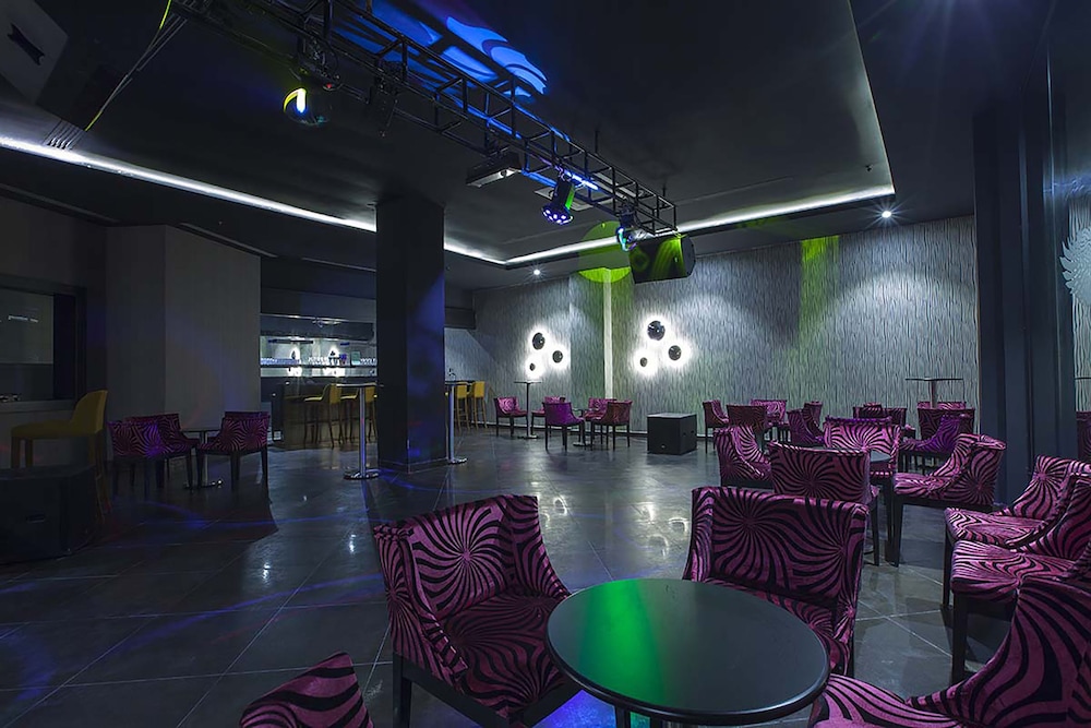 Diamond Elite Hotel and Spa - Adults Only 16 Plus 28/50