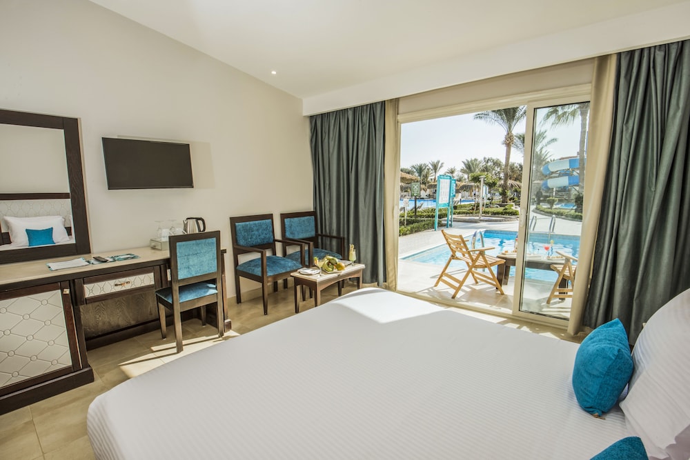 SUNRISE Aqua Joy Resort 20/64