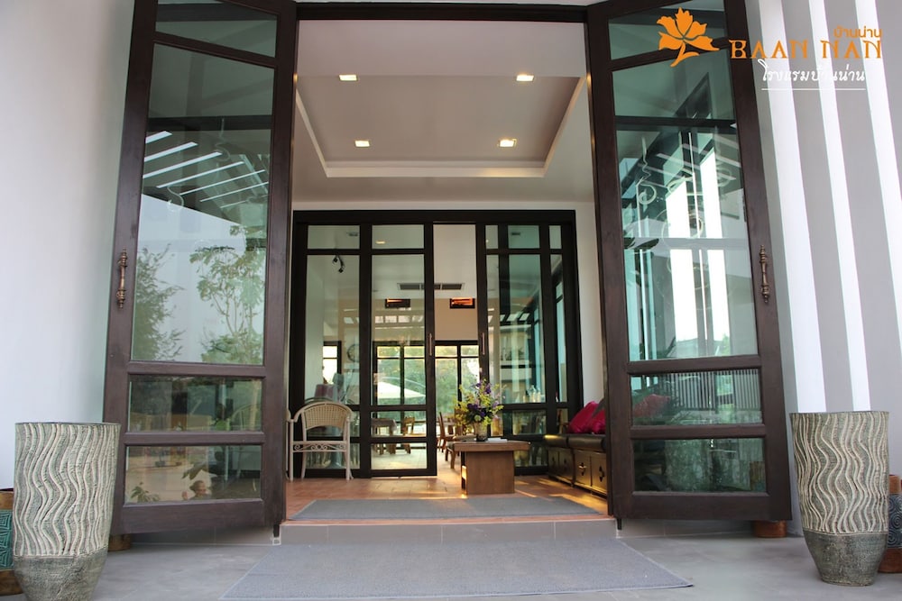 Baan Nan Hotel 12/53