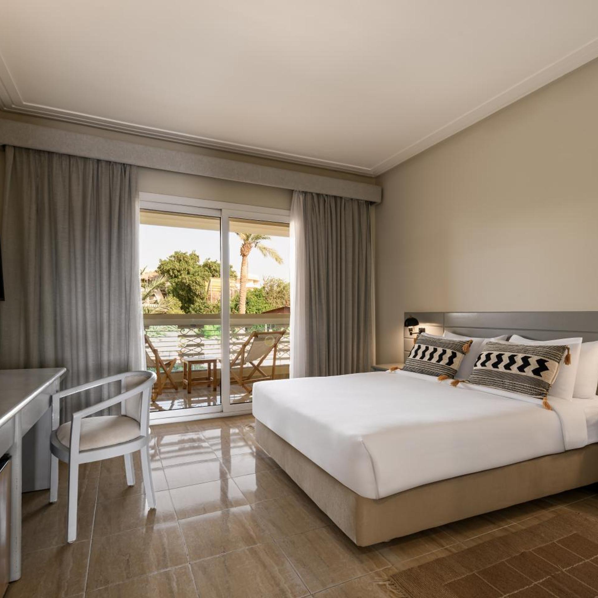 2 Bedrooms, Family Suite, Premium