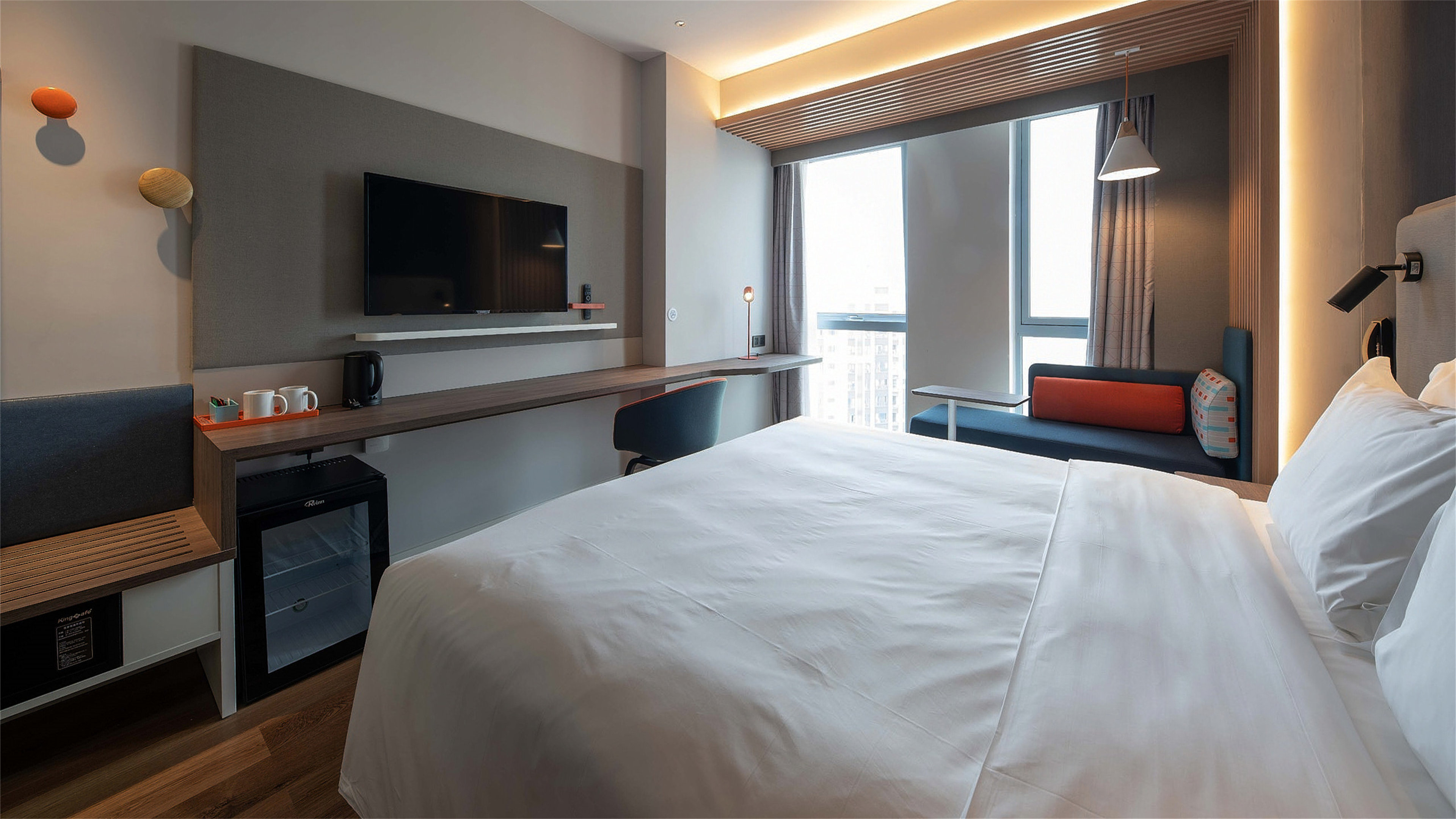 Holiday Inn Express Meishan Dongpo 12/52