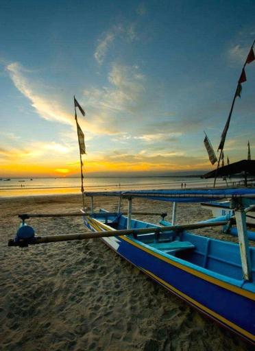 Nyiur Indah Beach Hotel 25/31