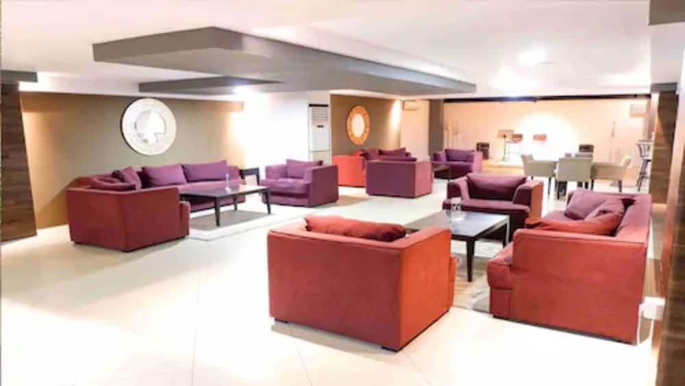Grage Hotel Cirebon 42/71