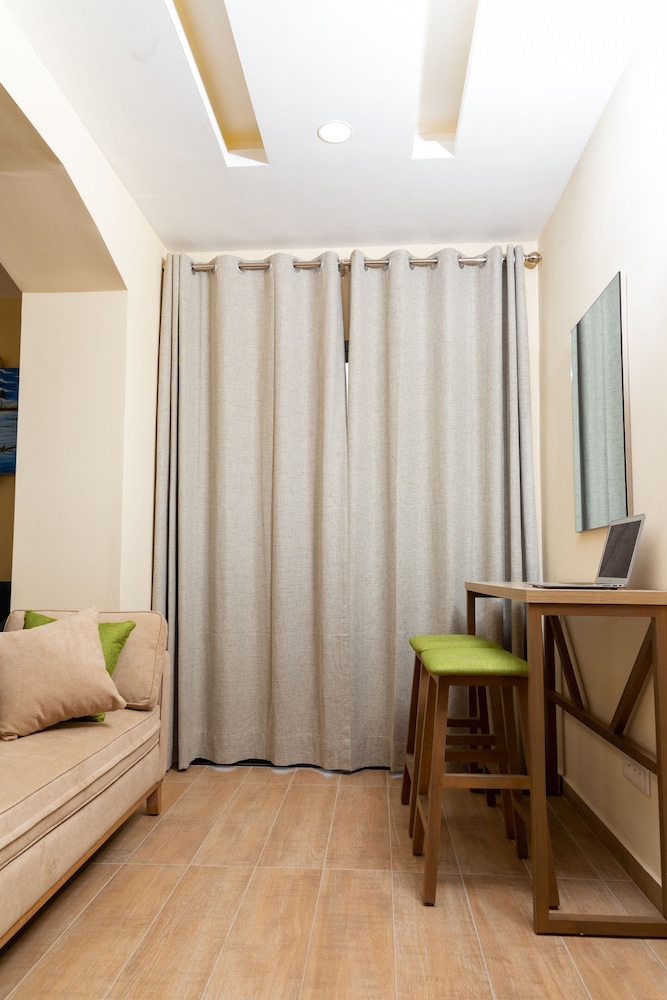 Hotel Silver Moon CI 50/68