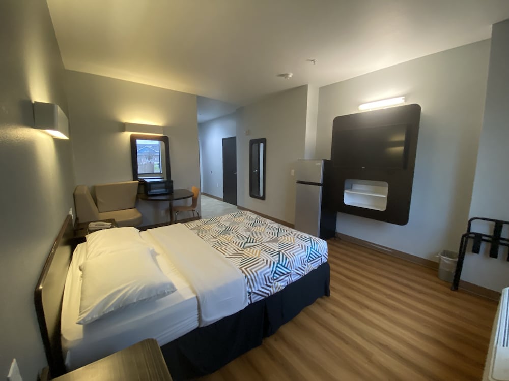 Studio6 Suites Texas City, TX – I-45 South 15/35