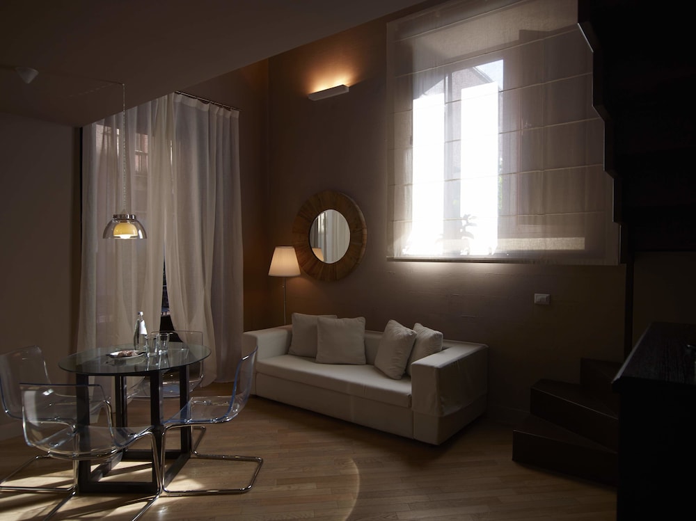 Ferrini Home 65/75