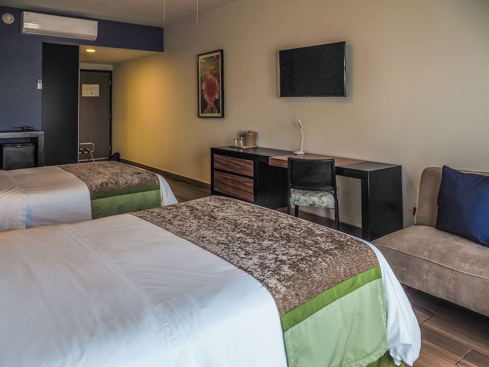 Sawari Hotel 13/61