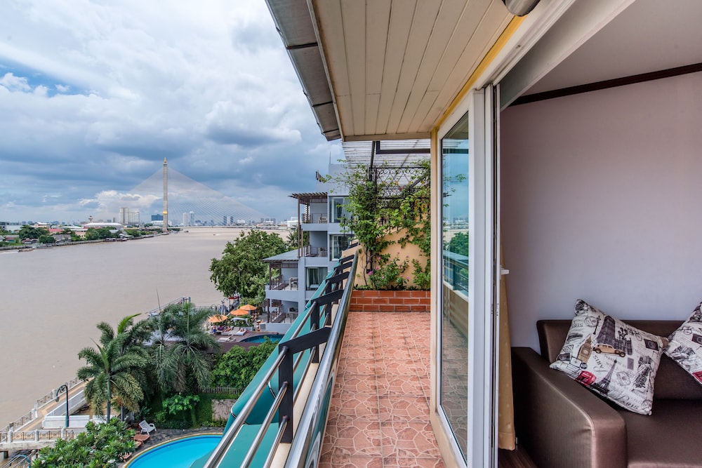 New Siam Riverside 40/64