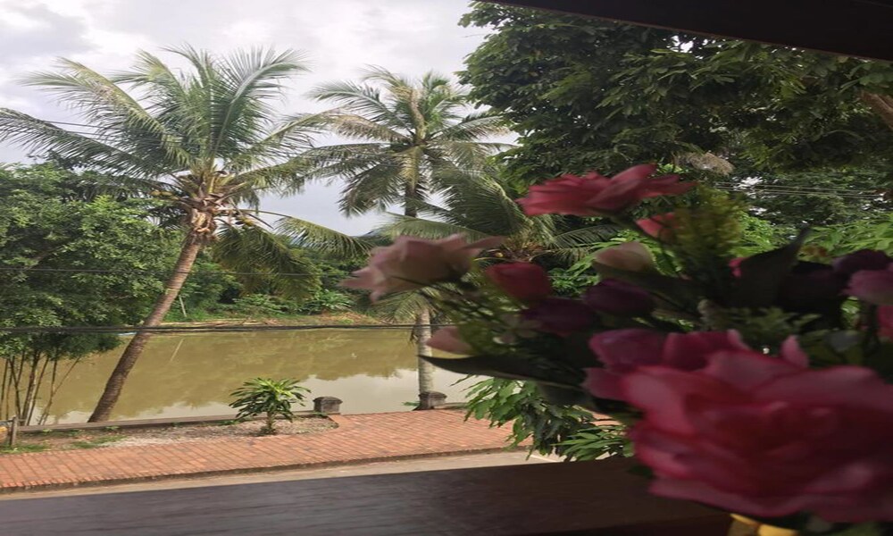 Golden Lotus Namkhan View 21/27