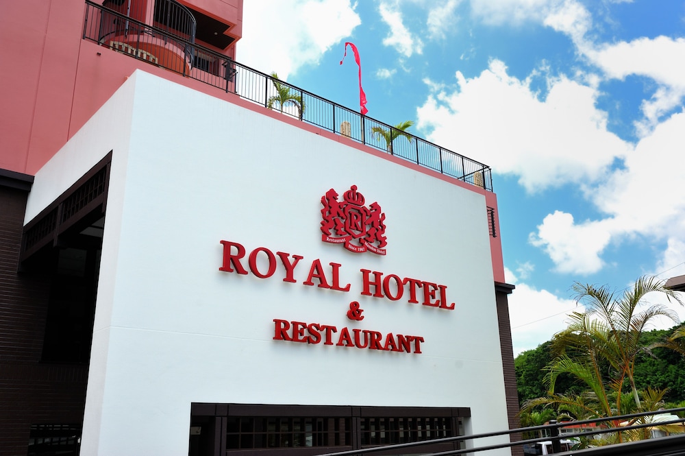 Royal Hotel 4/50
