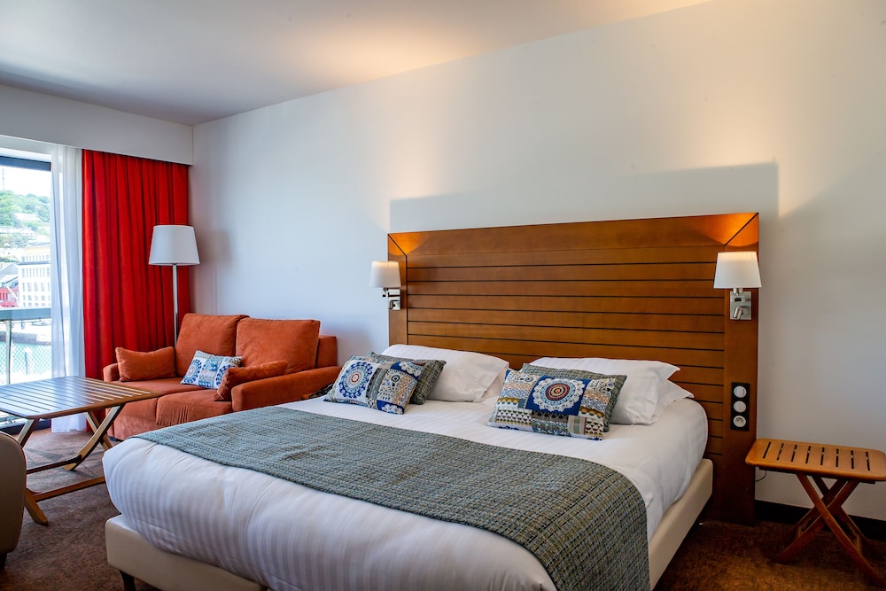 HOTEL LE GRAND PAVOIS 14/87