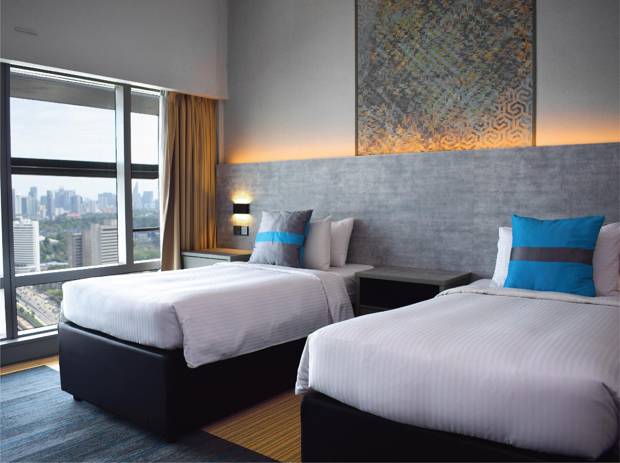 SUPERIOR ROOM