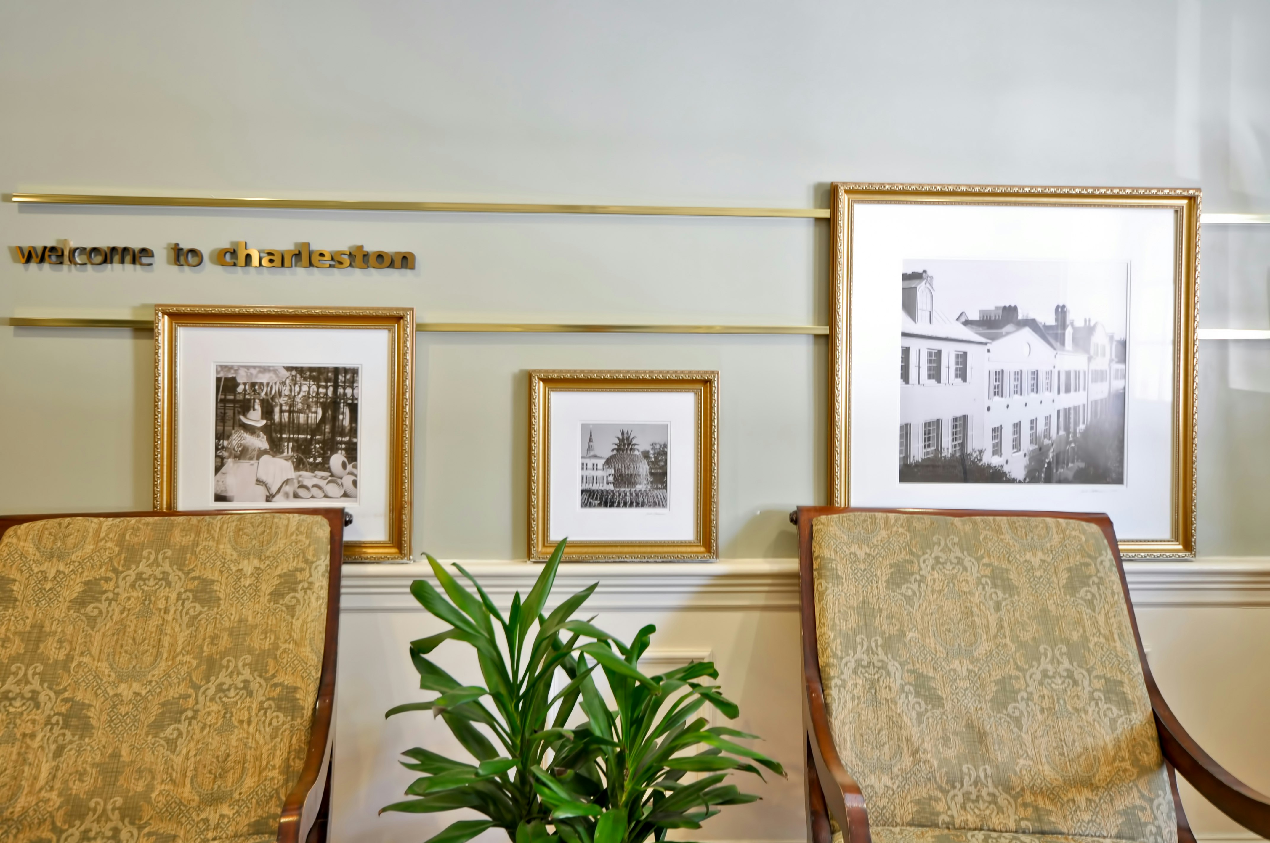Hampton Inn Charleston Historic District 12/61
