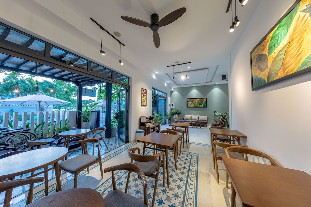 Volar Homestay 44/50